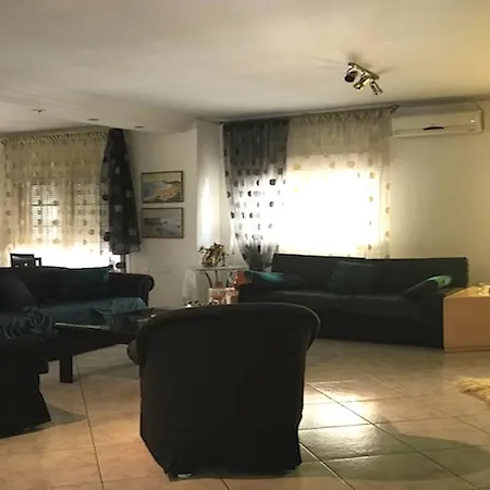 Friendly Family House Apartmán