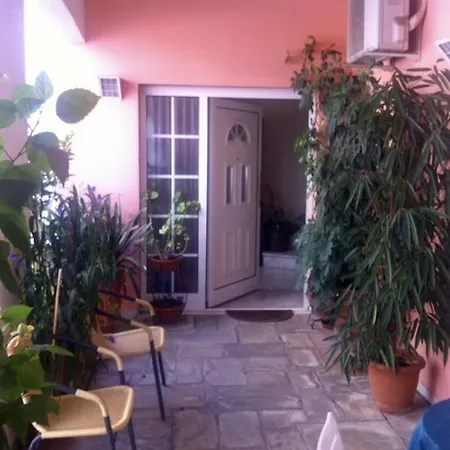 Friendly Family House Volos